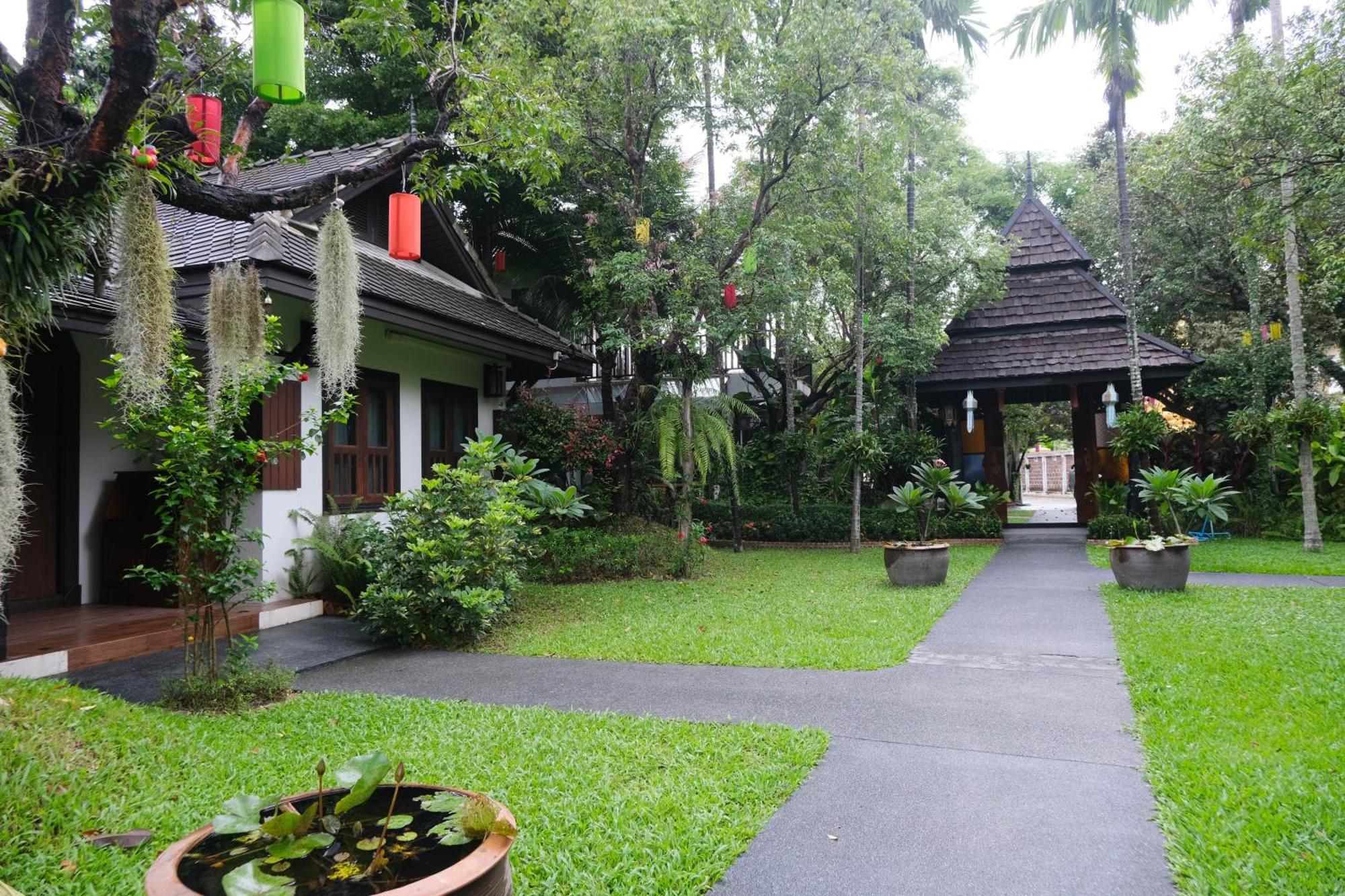Vimarn Kaew Village And Resort Чиангмай Экстерьер фото